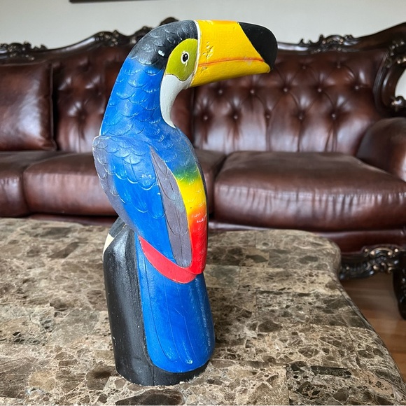 Hand Painted Carved Wooden Toucan Tropical Bird Parrot - Picture 3 of 5